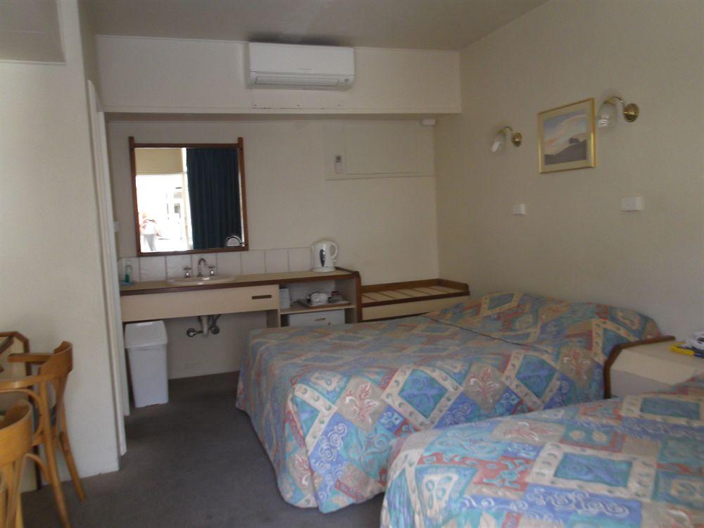 Astor Hotel Motel Albury Exterior photo